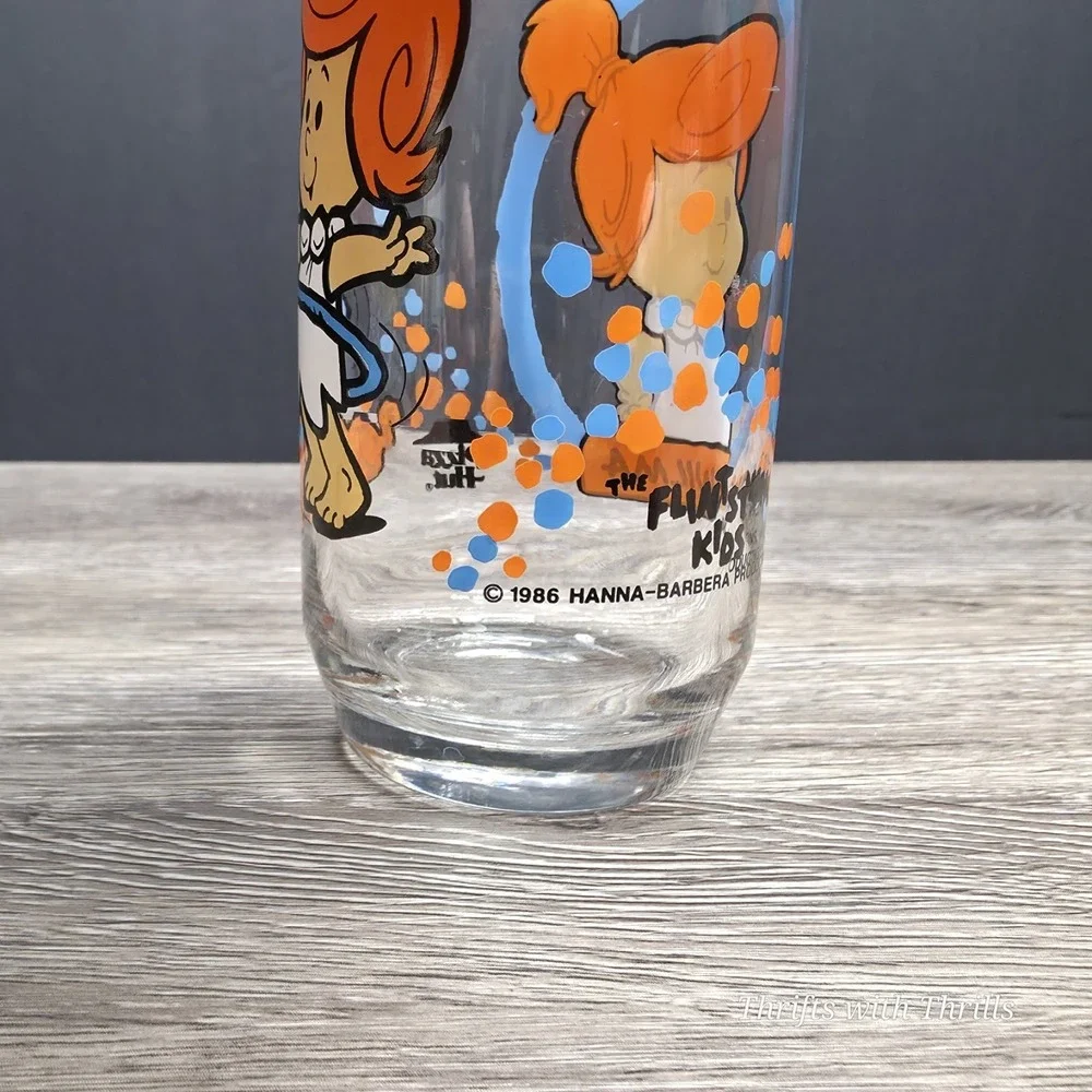 Vintage Pizza Hut Collectible Tumbler - The Flintstones‎ 